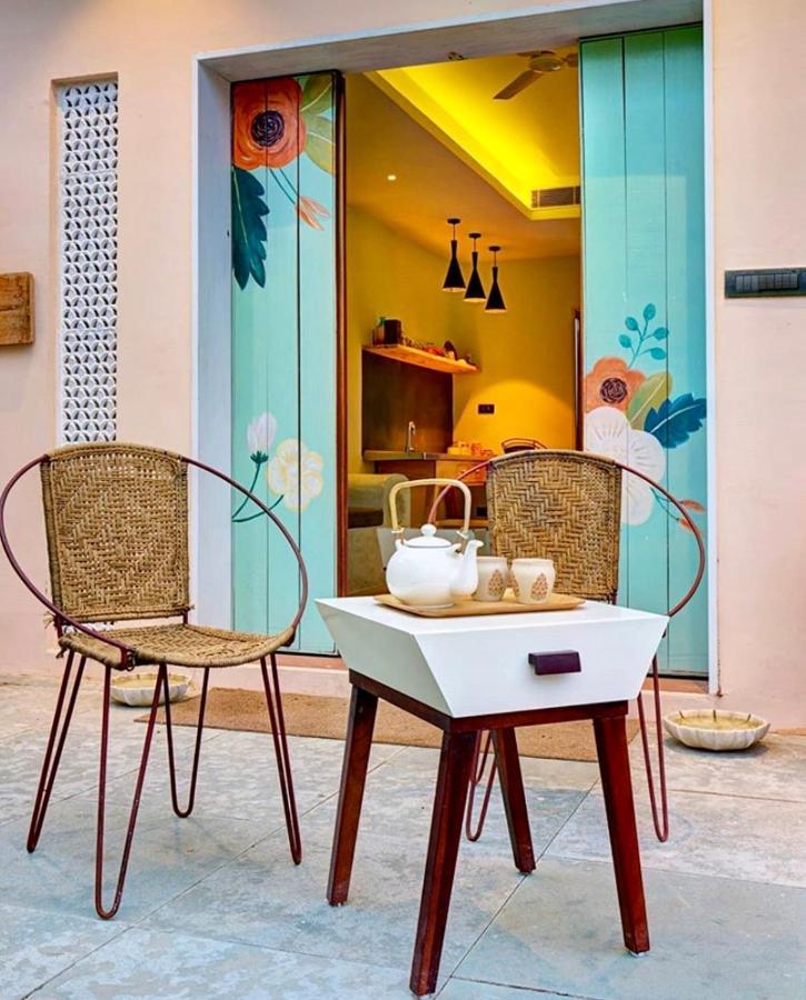 Parijat Private Pool Villa 1, 2 And 3 Bhk Udaipur Eksteriør billede