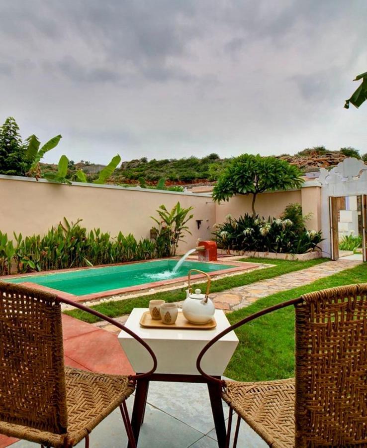 Parijat Private Pool Villa 1, 2 And 3 Bhk Udaipur Eksteriør billede
