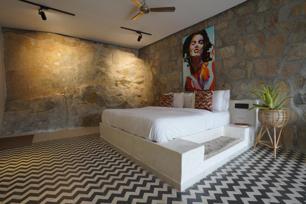 Parijat Private Pool Villa 1, 2 And 3 Bhk Udaipur Eksteriør billede
