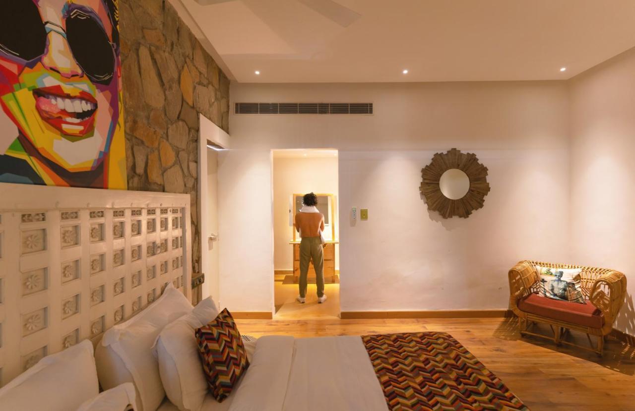 Parijat Private Pool Villa 1, 2 And 3 Bhk Udaipur Eksteriør billede